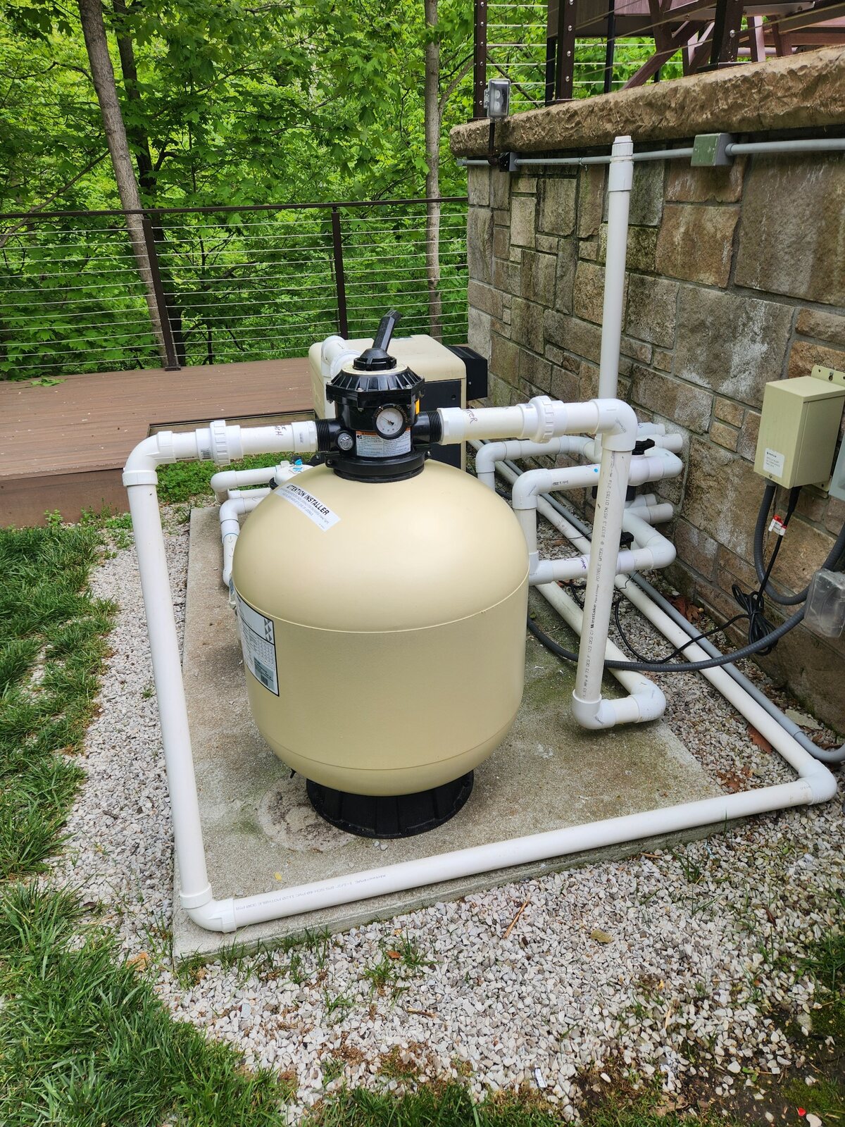 Professional pool filter and plumbing installation